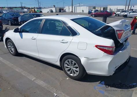 2017 Toyota Camry Le из США, поврежденный, VIN 4T1BF1FK6HU438866